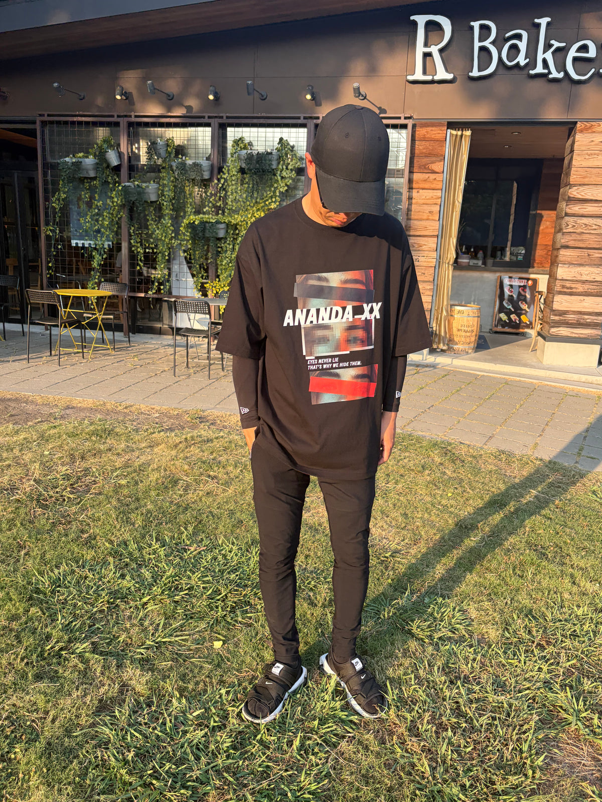 AXT012