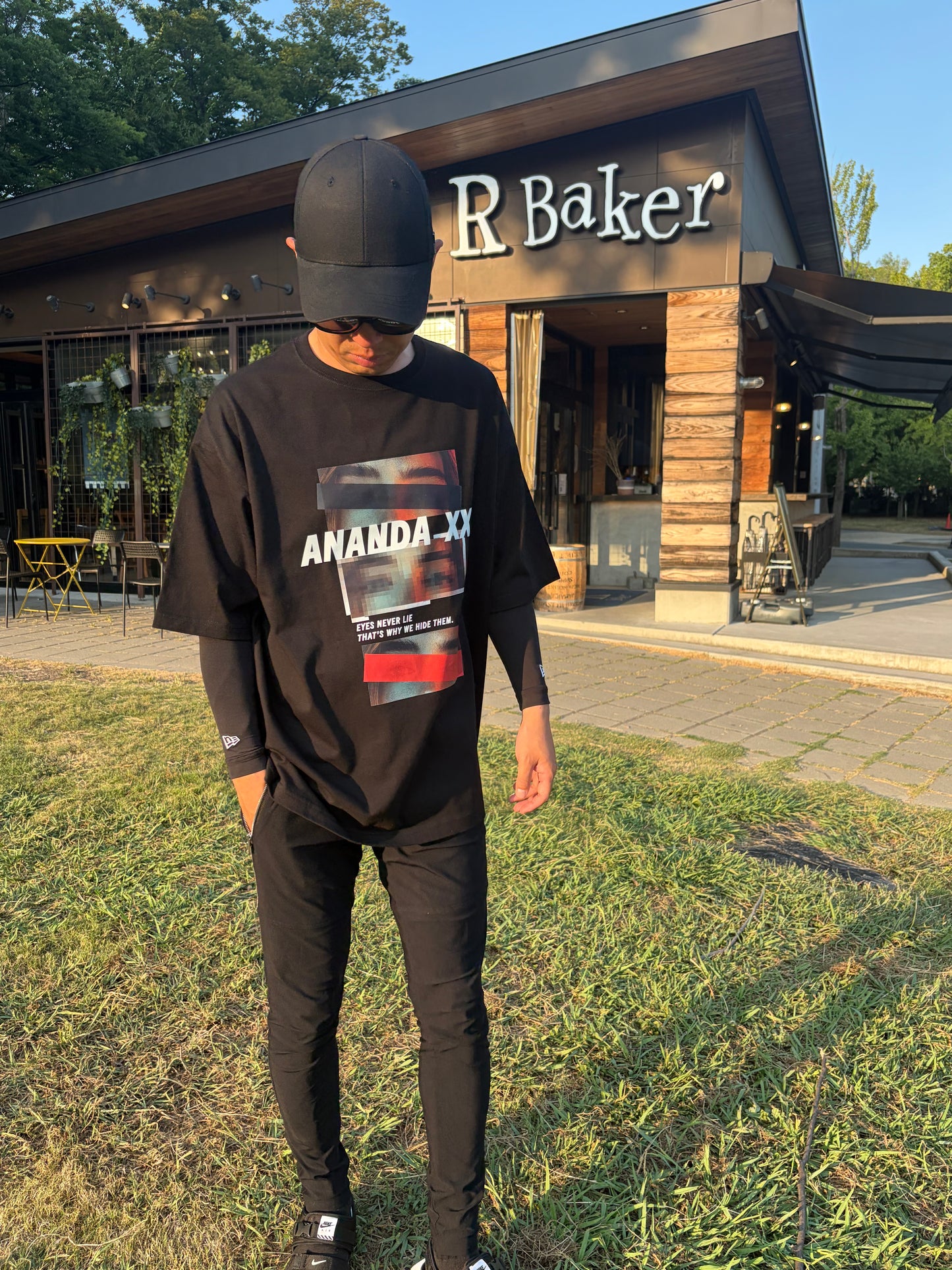 AXT012